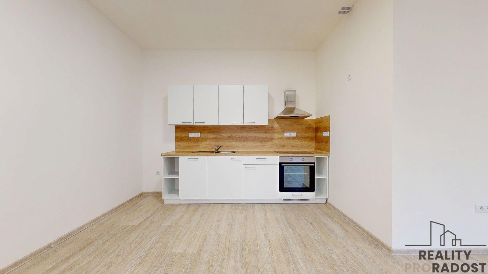 2+kk, Karlovo nám. 31, Třebíč Vnitřní Město, 80 m² - 1