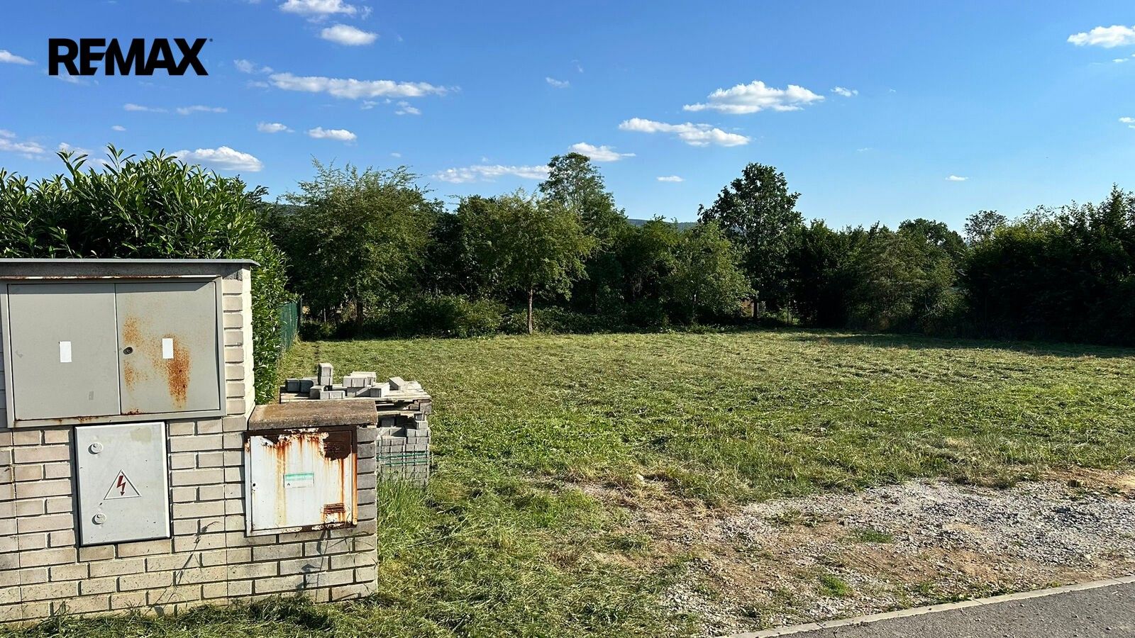 Pozemek pro bydlení · 981 m² · Nesvačily - 4
