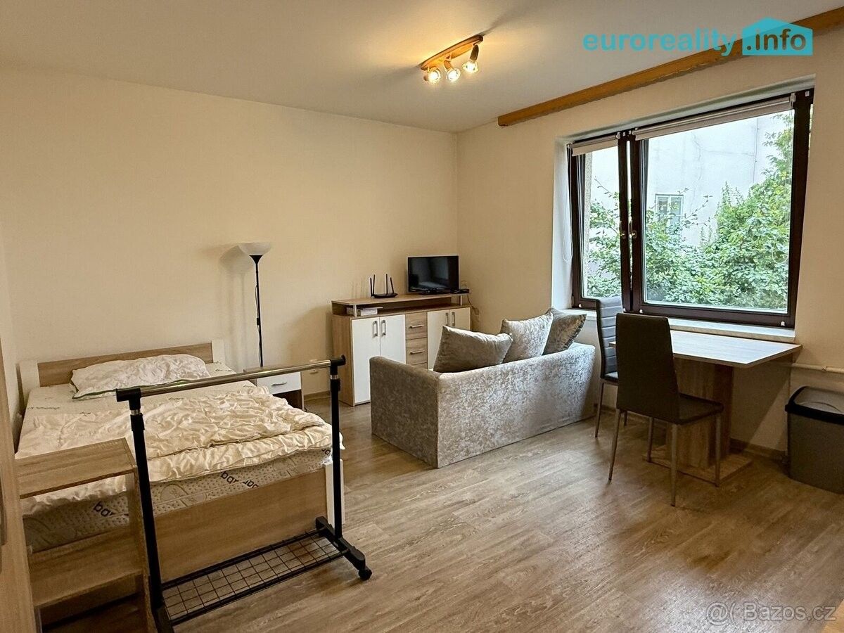 Pronájem byt - Tachov, 347 01