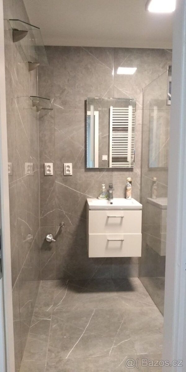 Byty, Bzenec, 696 81 - 2