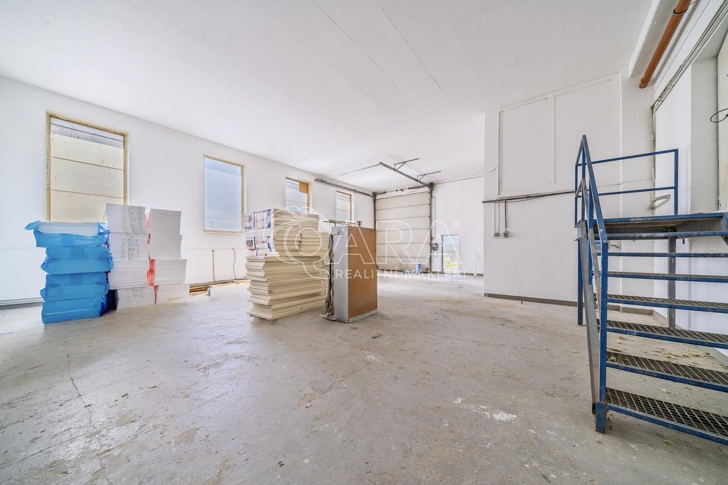 Sklady, Sukorady, okres Mladá Boleslav, 210 m² - 2
