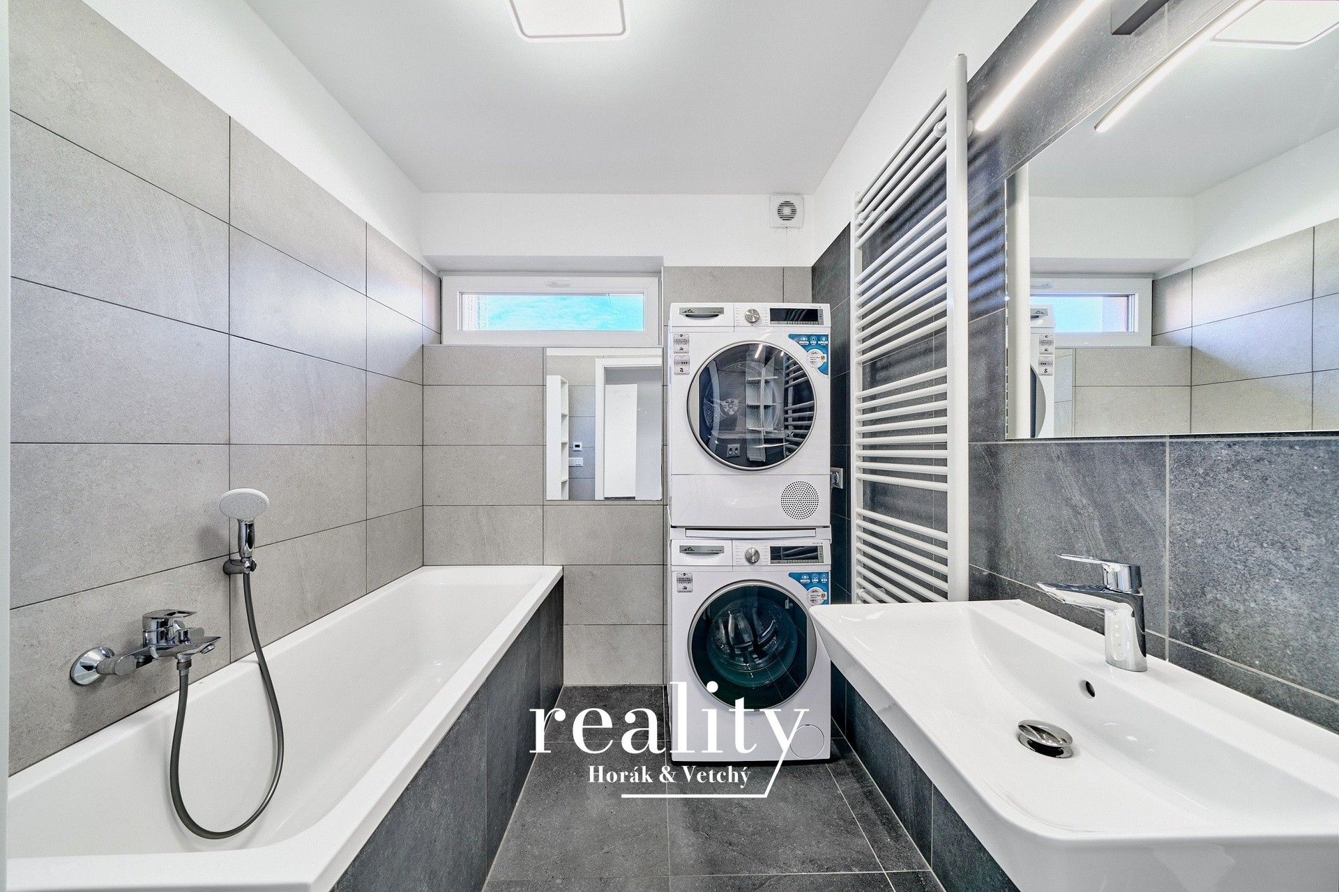 Pronájem byt 3+kk - Hrušňová, Znojmo, 80 m²