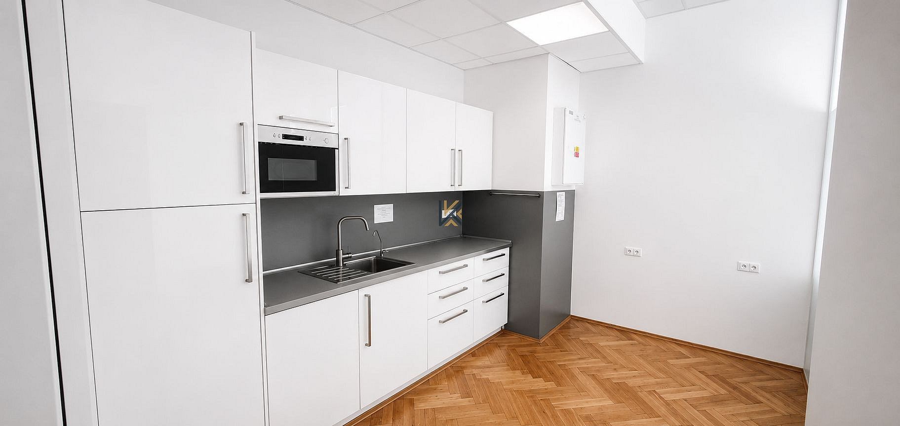 Kancelář · 280 m² · Praha - Smíchov, okres Praha 5, Hlavní město Praha - 4