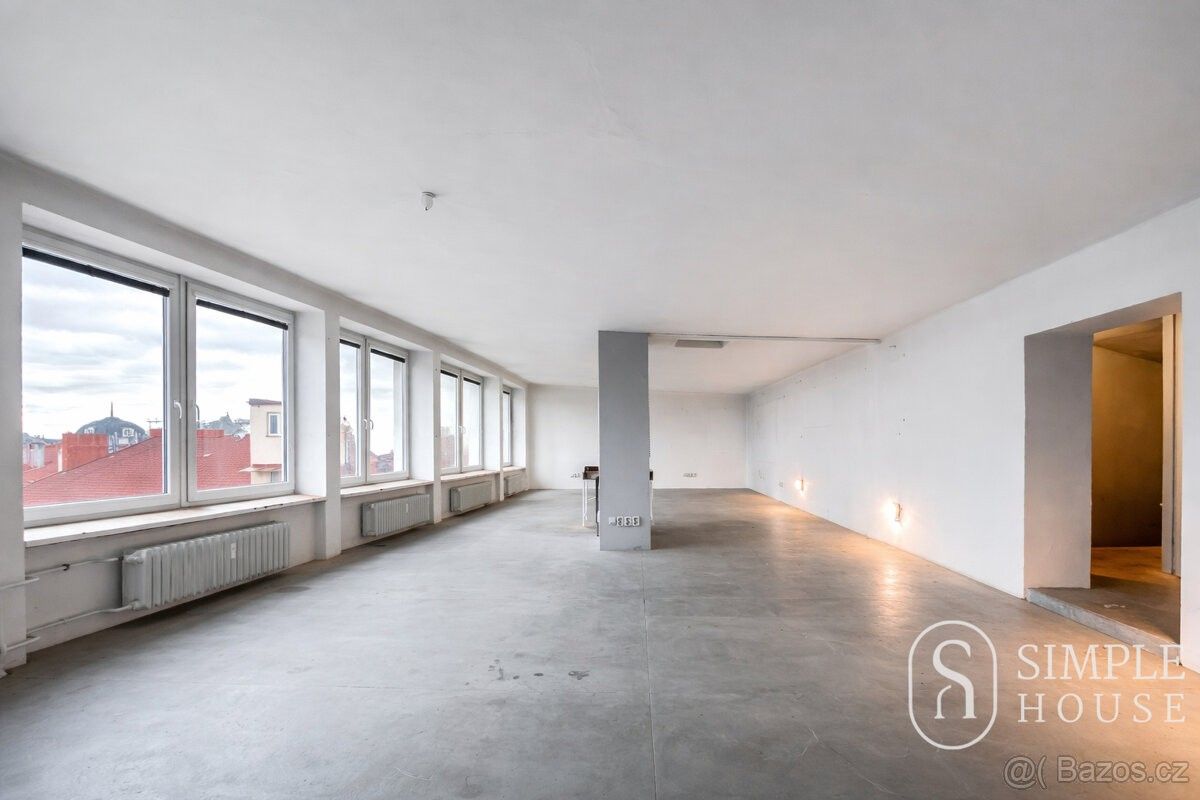 Pronájem kancelář - Praha, 120 00