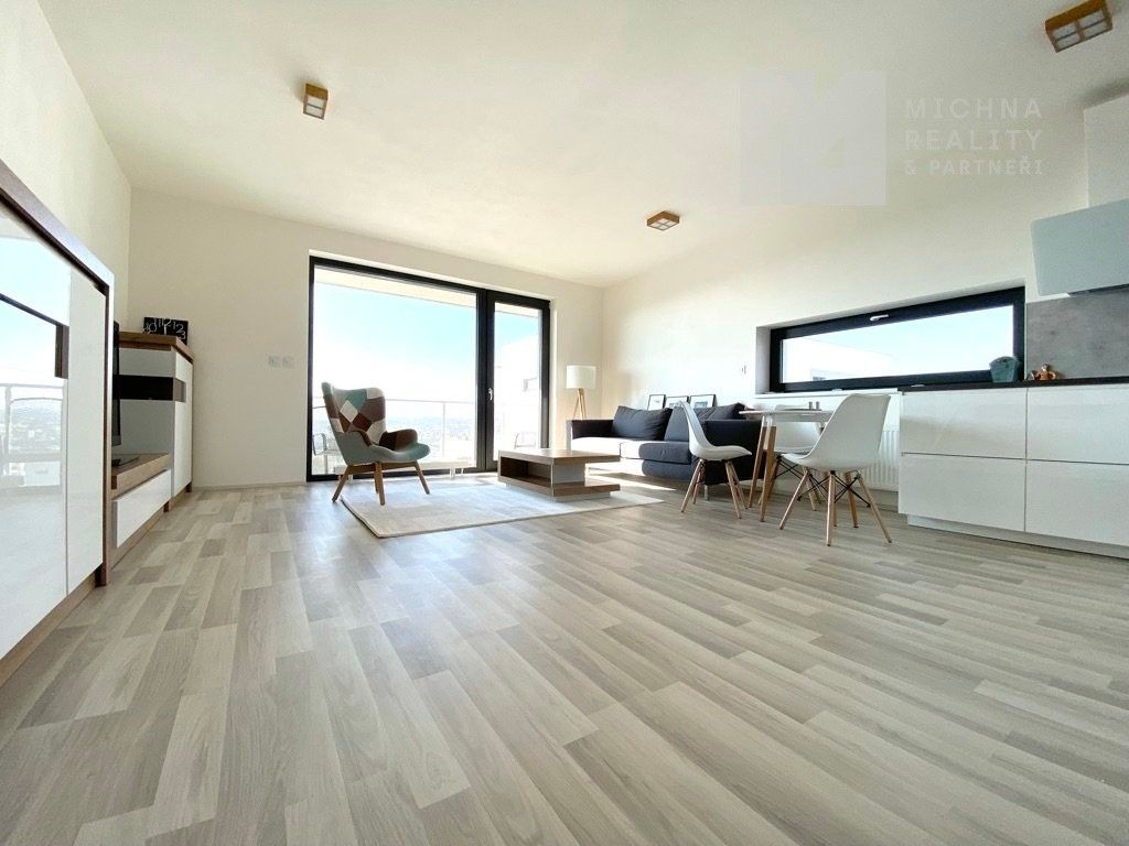 Pronájem byt 2+kk - Kumpoštova, Brno Sadová, 55 m² - 5