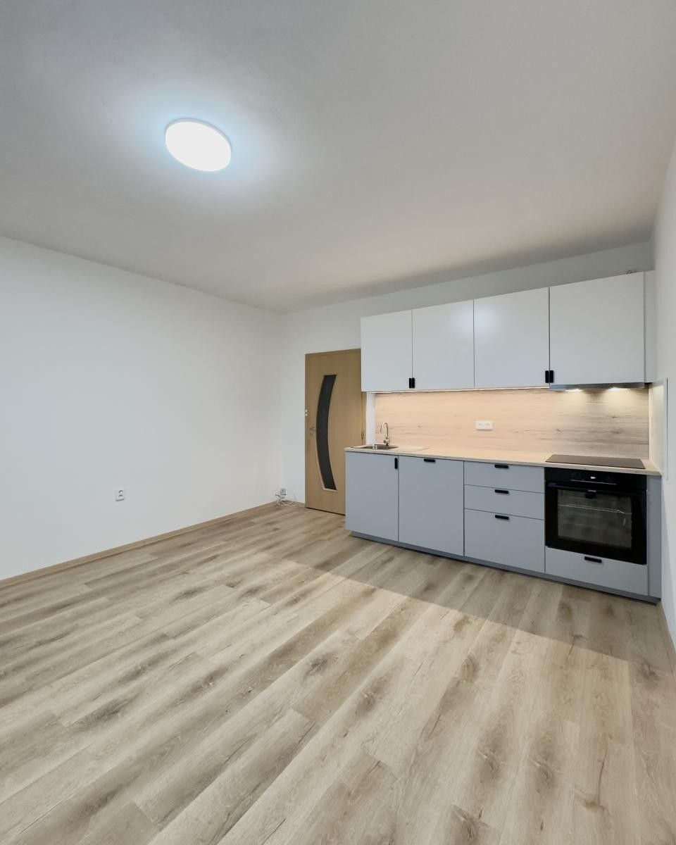 2+kk, Pražská, Česká Lípa, 40 m² - 1