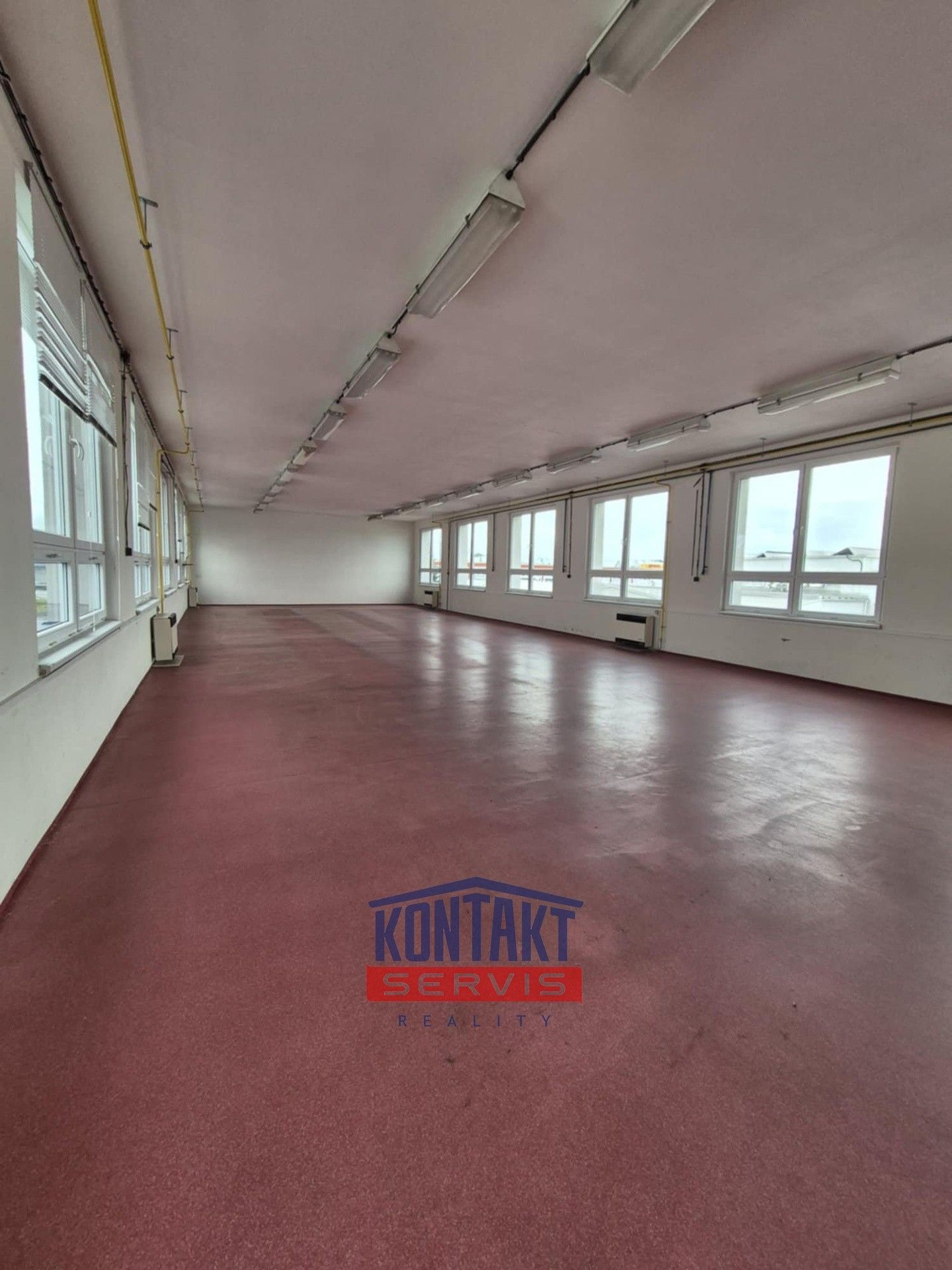 Pronájem sklad - České Budějovice 4, České Budějovice, 241 m²