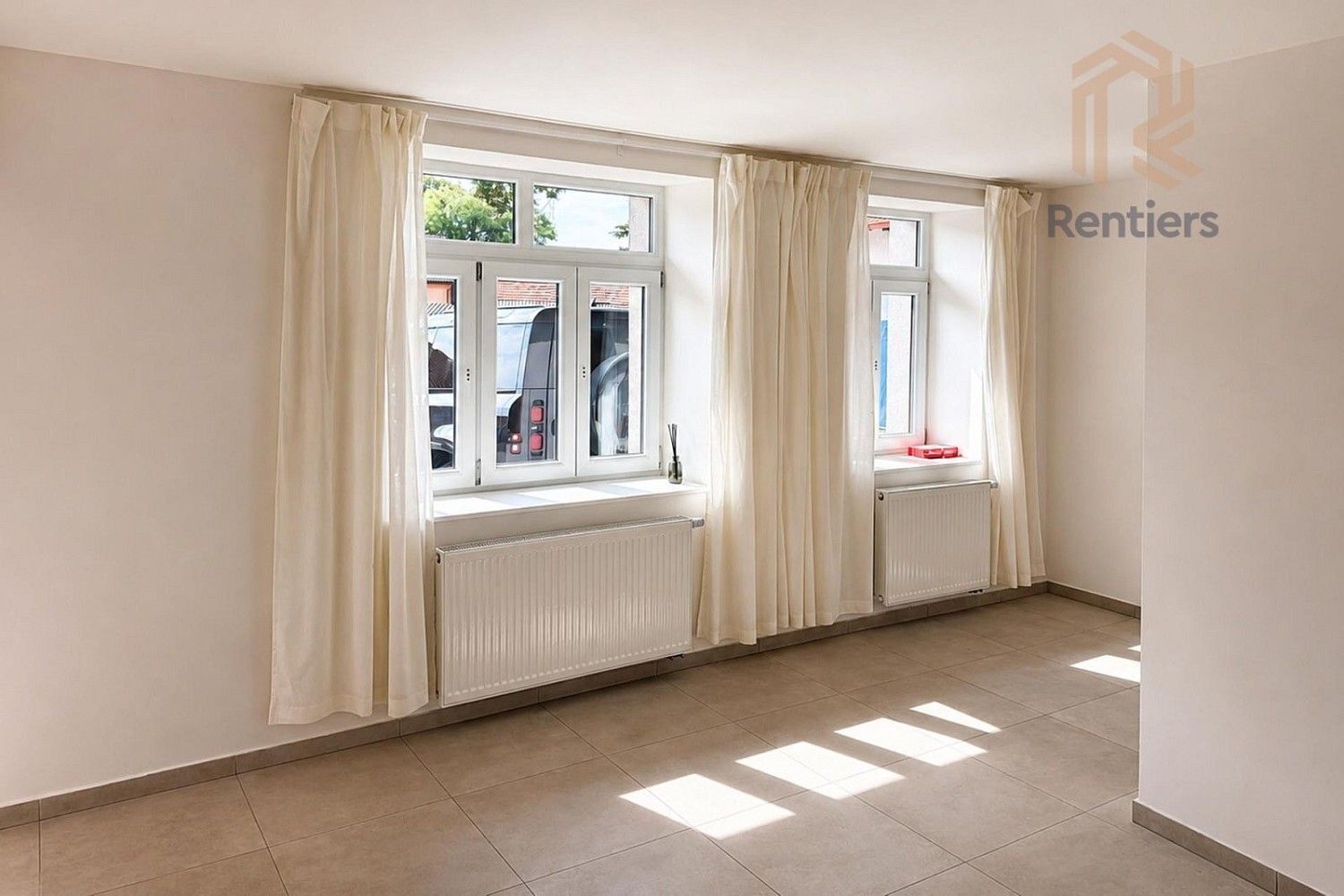 Rodinný dům · 145 m² · Rostoklaty, okres Kolín, Středočeský kraj - 4