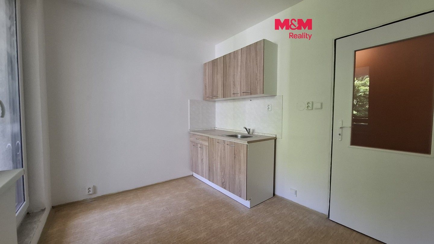 1+kk, Lesní, Rožnov pod Radhoštěm, 16 m² - 1