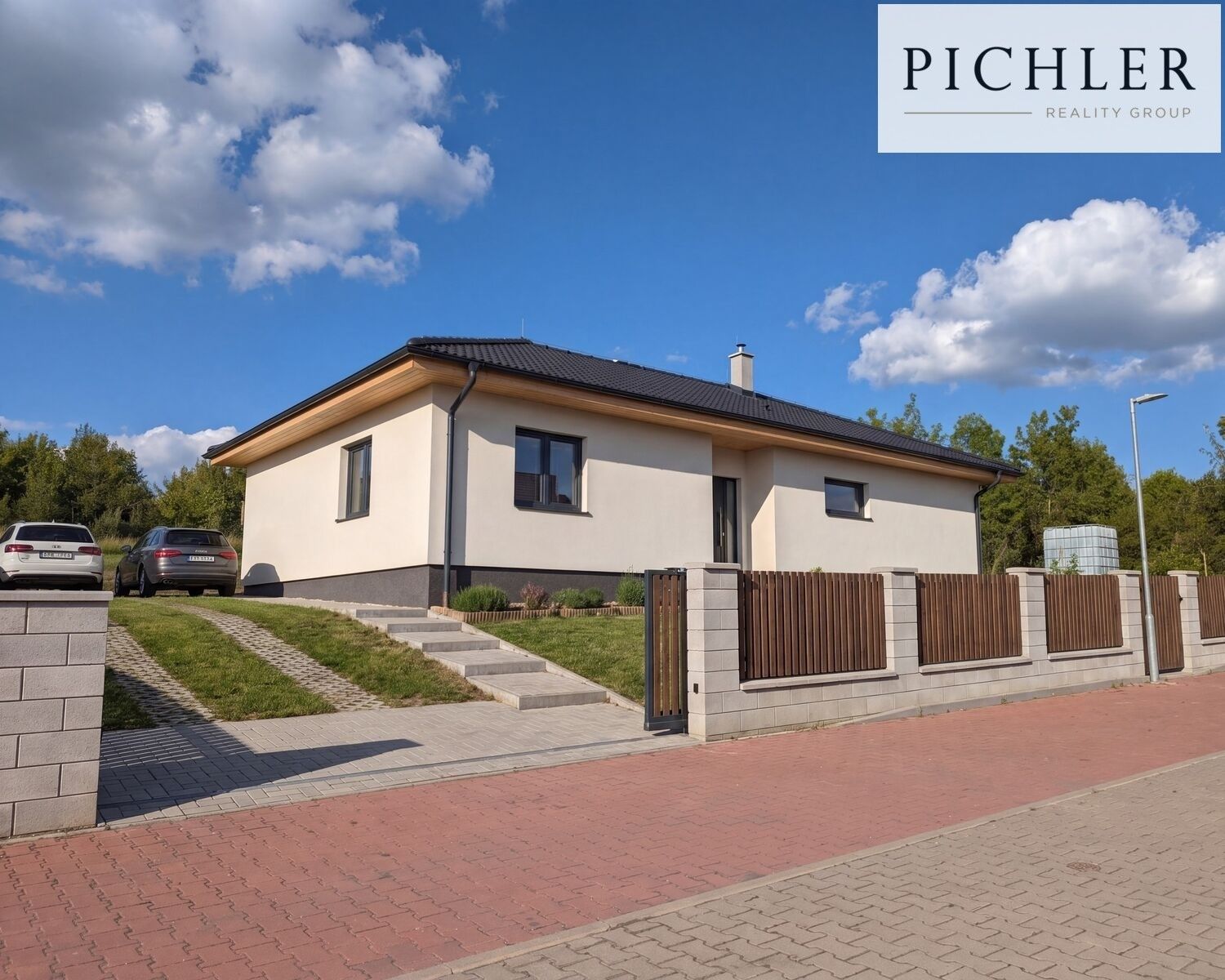 Rodinné domy, Podbořany, 114 m² - 1