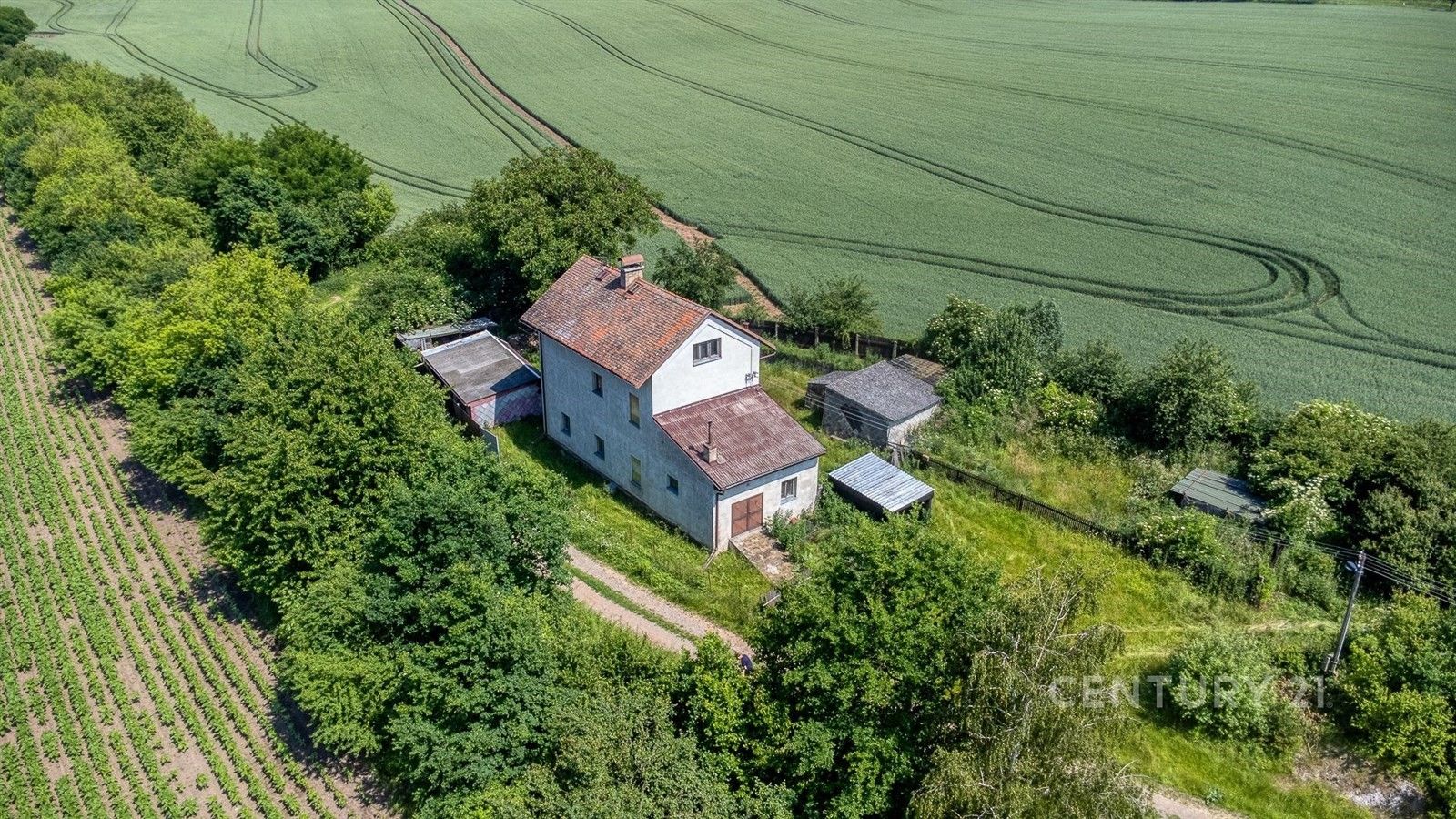 Rodinné domy, Močovice, 341 m²