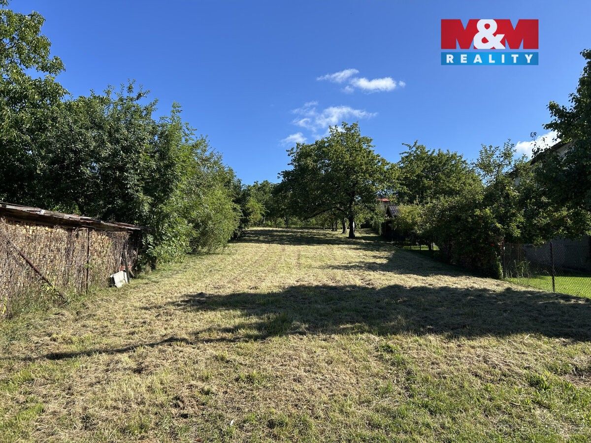 Prodej pozemek pro bydlení - Lešná, 756 41