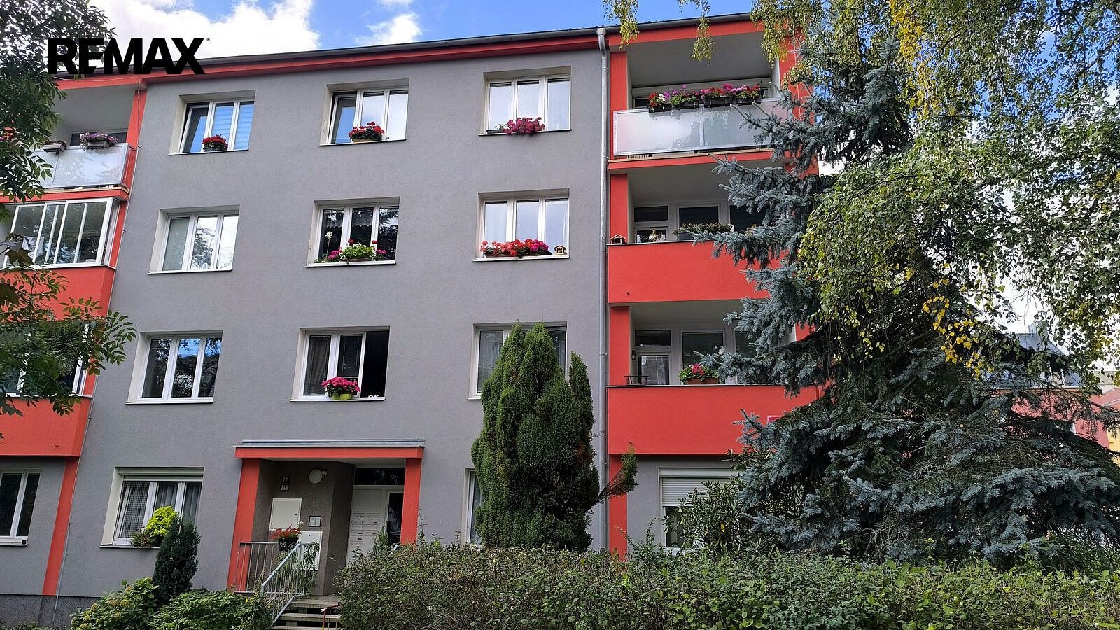 1+1, Karlovy Vary - Dvory, Karlovarský kraj, 33 m² - 1