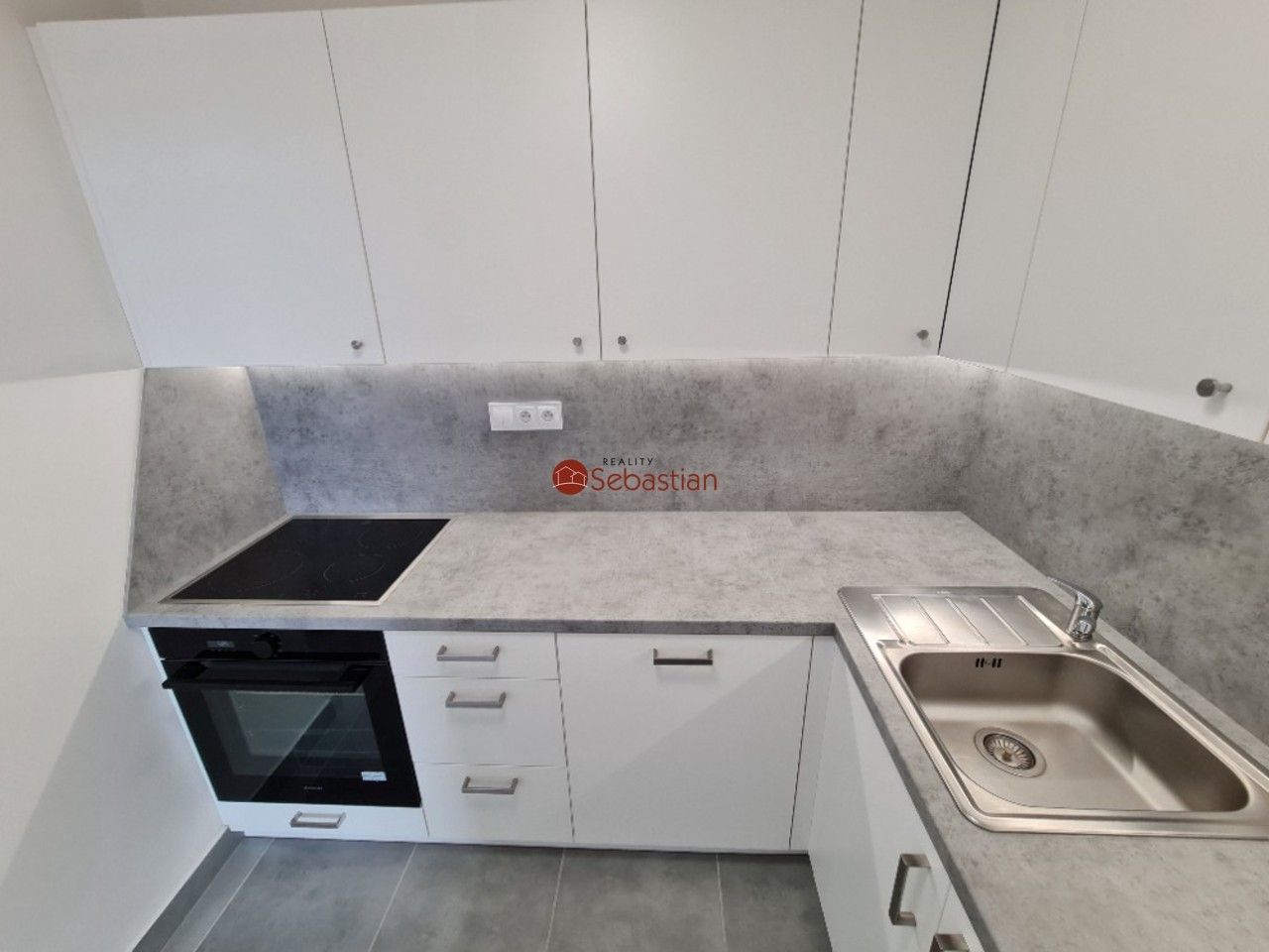 3+1, Antonína Sochora, Teplice, 61 m² - 2