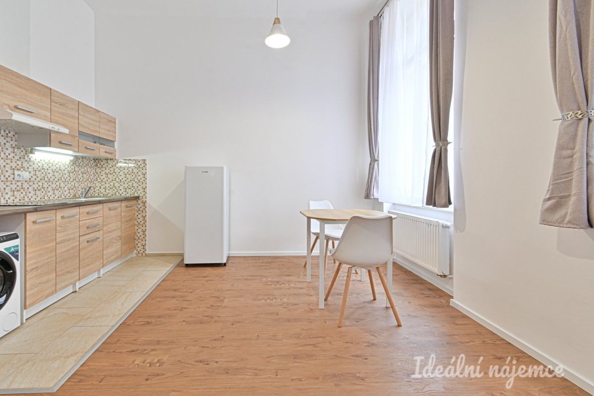 Byt 1+kk · 26 m² · Erbenova, Brno - 3