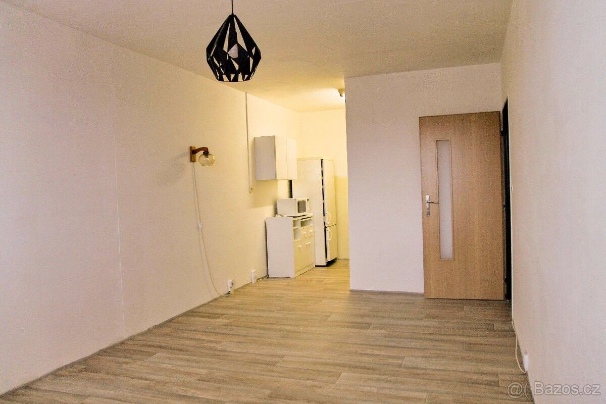 Prodej byt 2+kk - Praha, 108 00, 24 m²