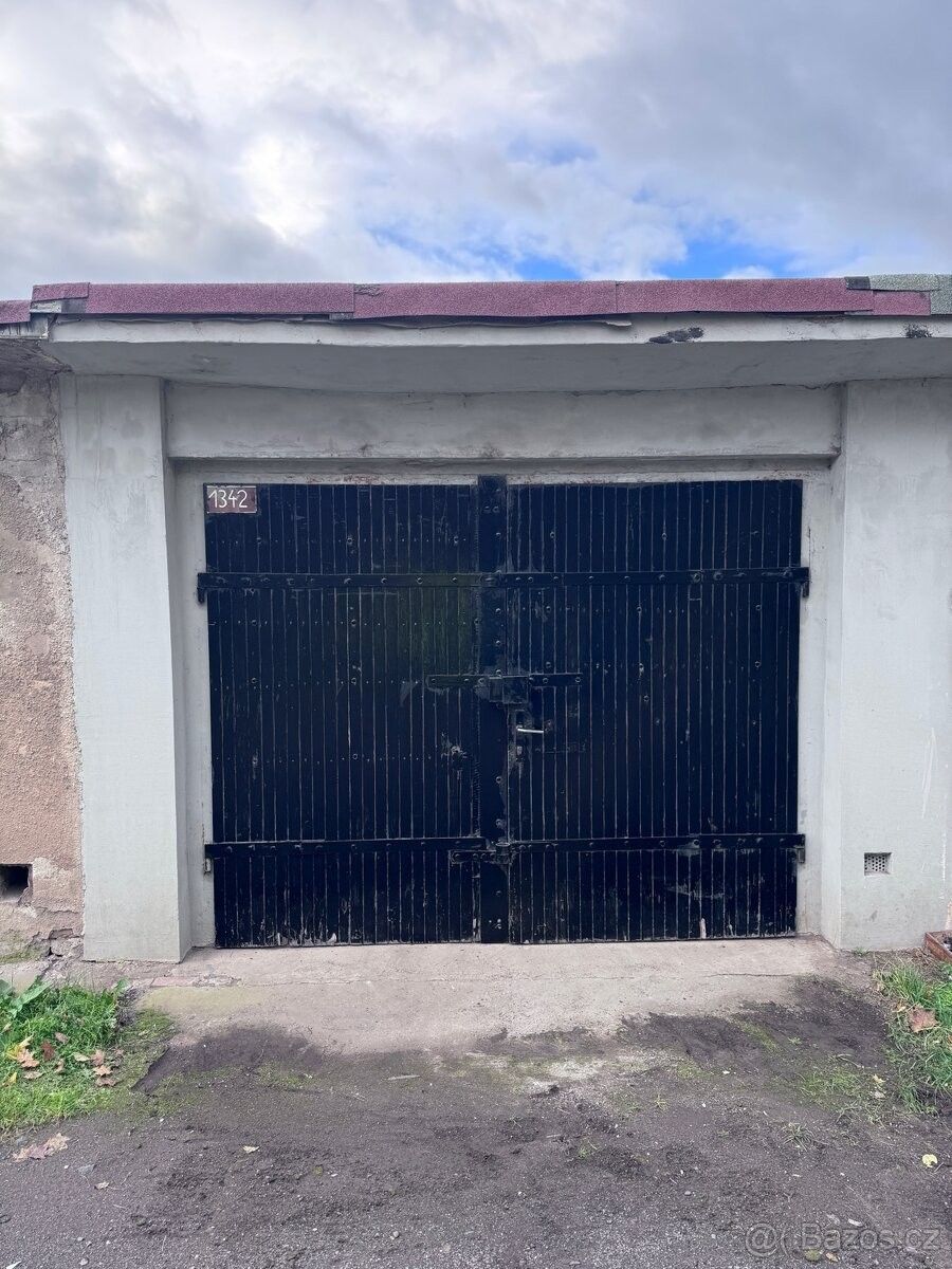 Garáže, Bílina, 418 01