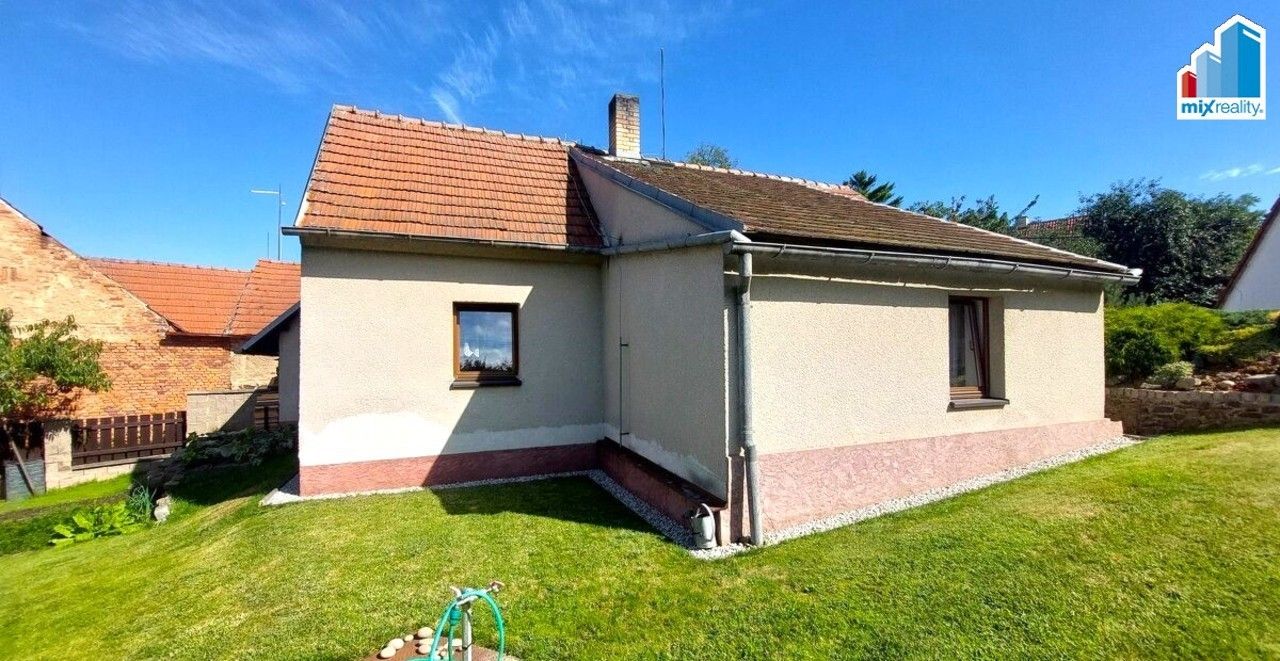 Rodinné domy, Újezd u Svatého Kříže, 105 m²