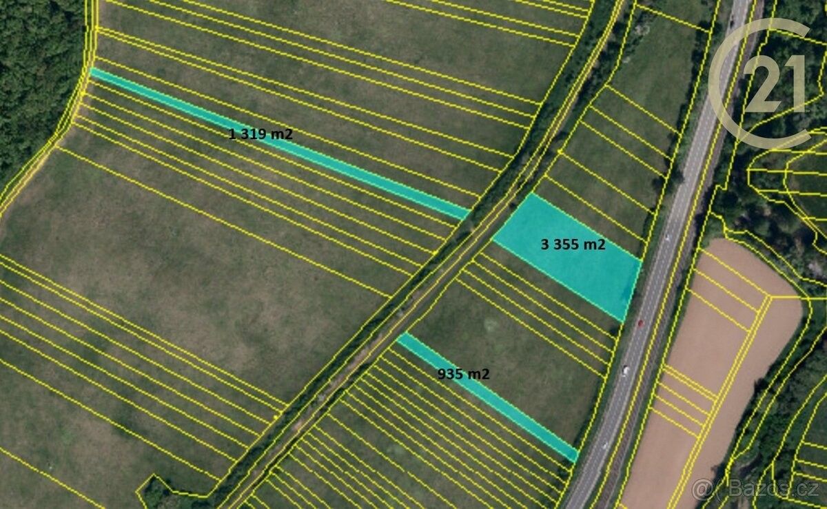 Prodej pozemek pro bydlení - Medlovice, 687 41