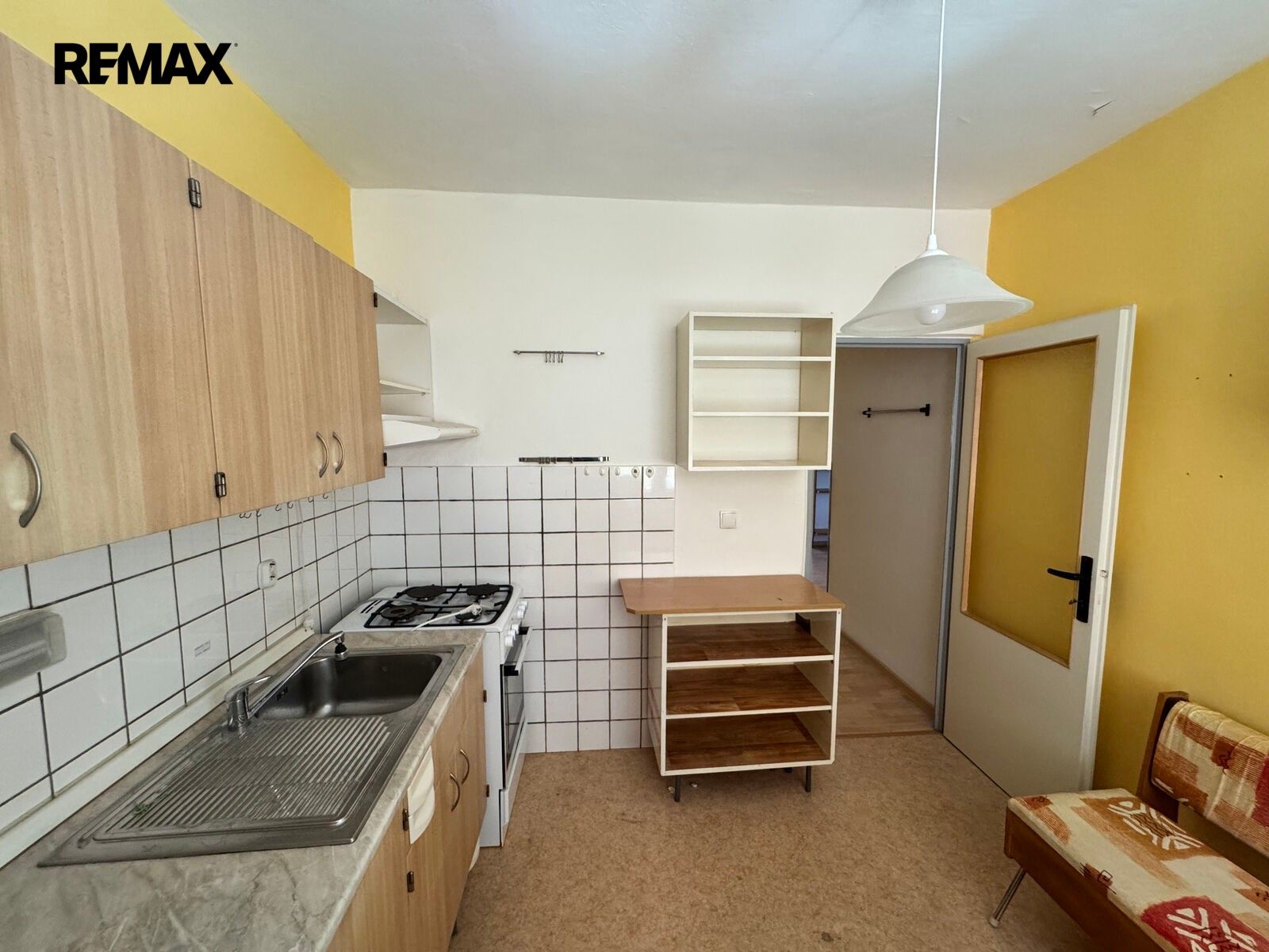 Prodej byt 3+1 - Dubková 1542, Rožnov pod Radhoštěm, 74 m² - 5