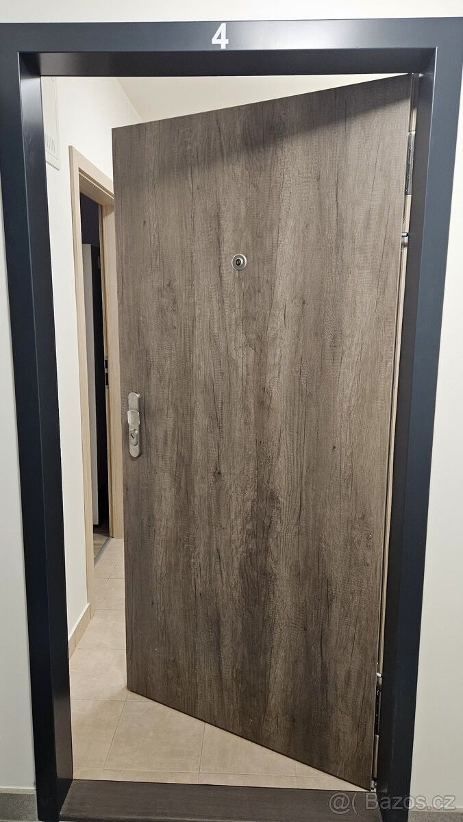 Pronájem byt - Praha, 147 00