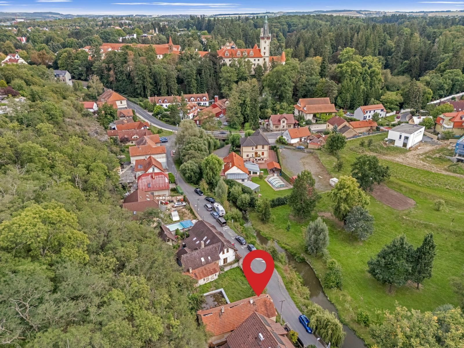 Pozemek pro bydlení, 527 m²