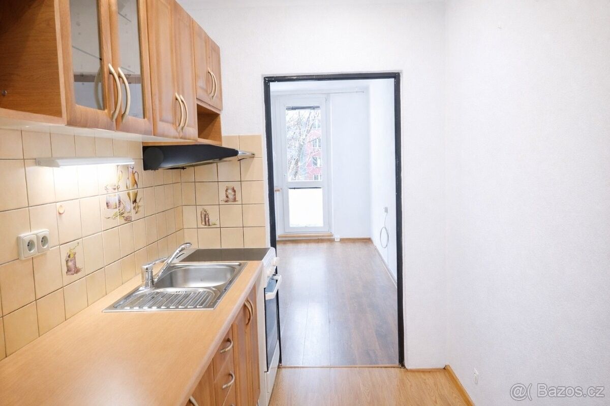 Byty, Otrokovice, 765 02