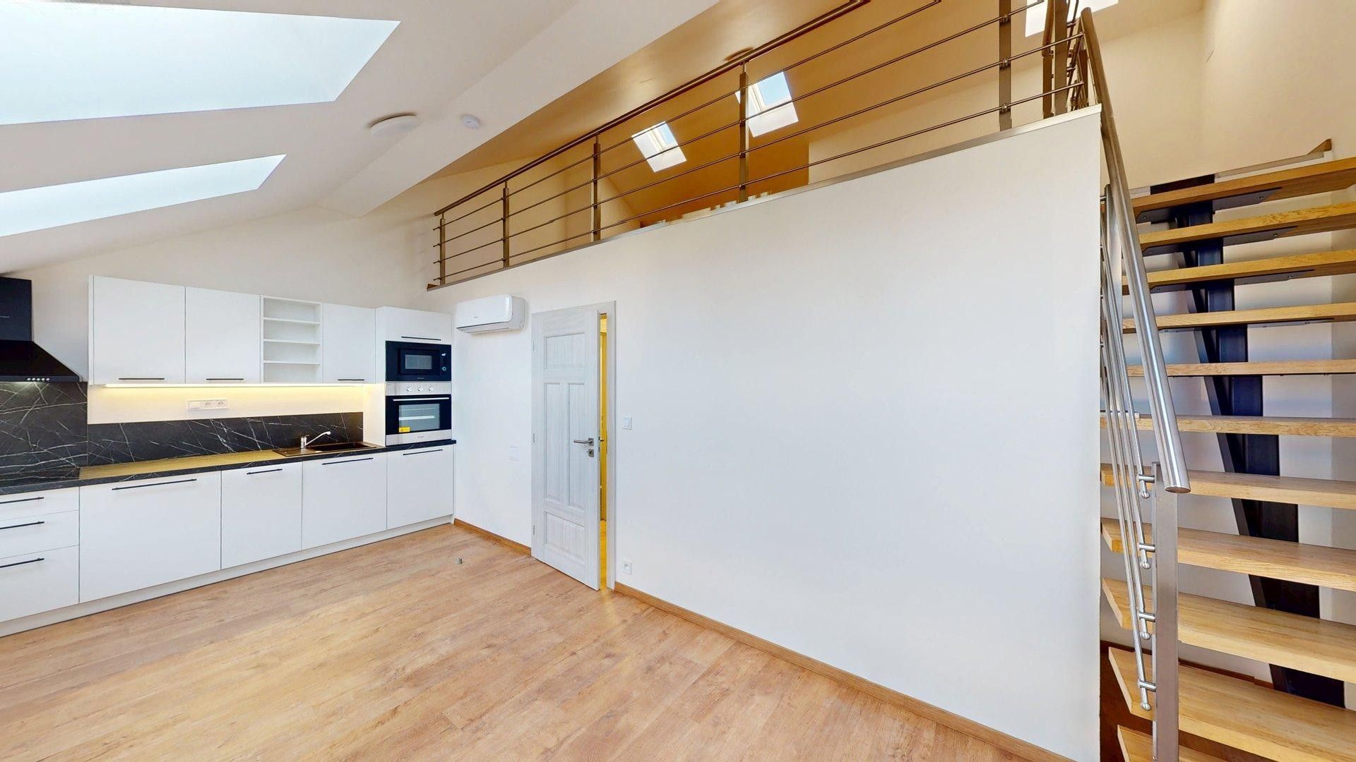 5+kk, Na Petynce, Praha, 44 m²