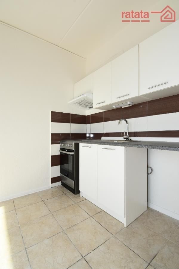 1+1, Hutnická 5299, Chomutov, 40 m²