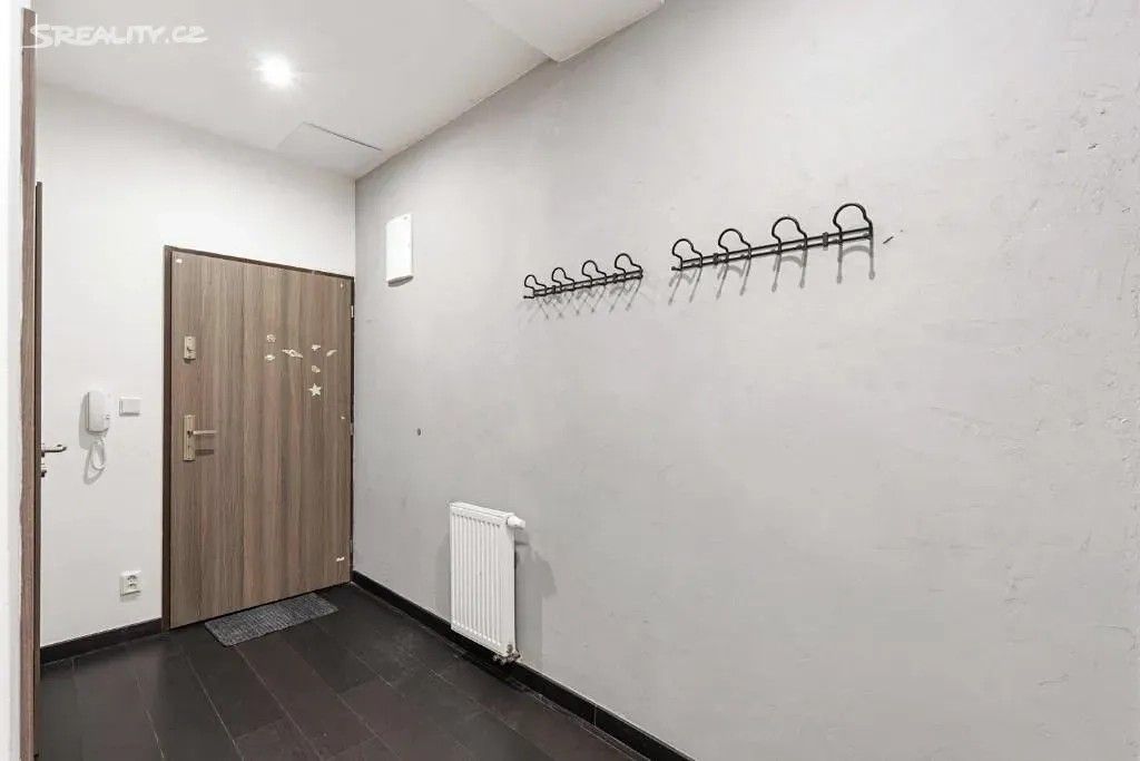 Byty, Košická, Praha - Vršovice, 145 m² - 2