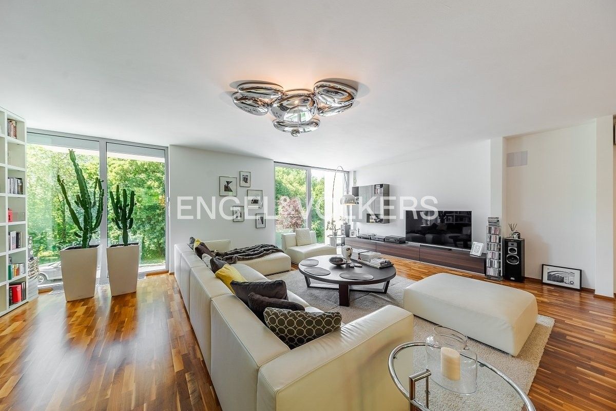 Rodinný dům · 300 m² · Pod Císařkou 3262, Praha Smíchov - 3