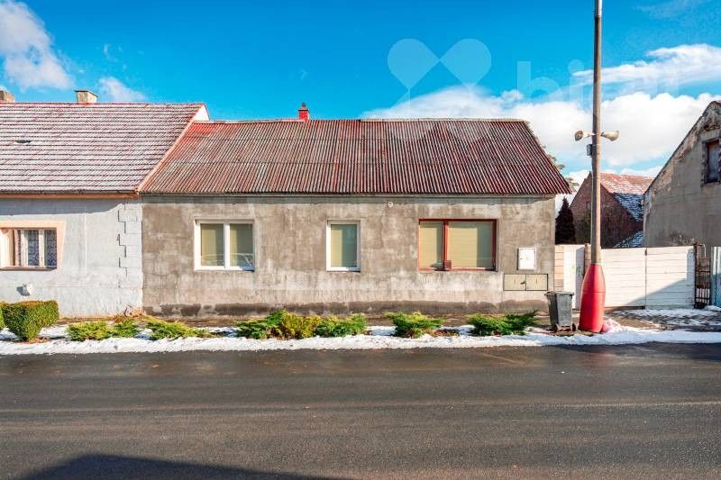 Prodej rodinný dům - Komenského, Kryry, 108 m²