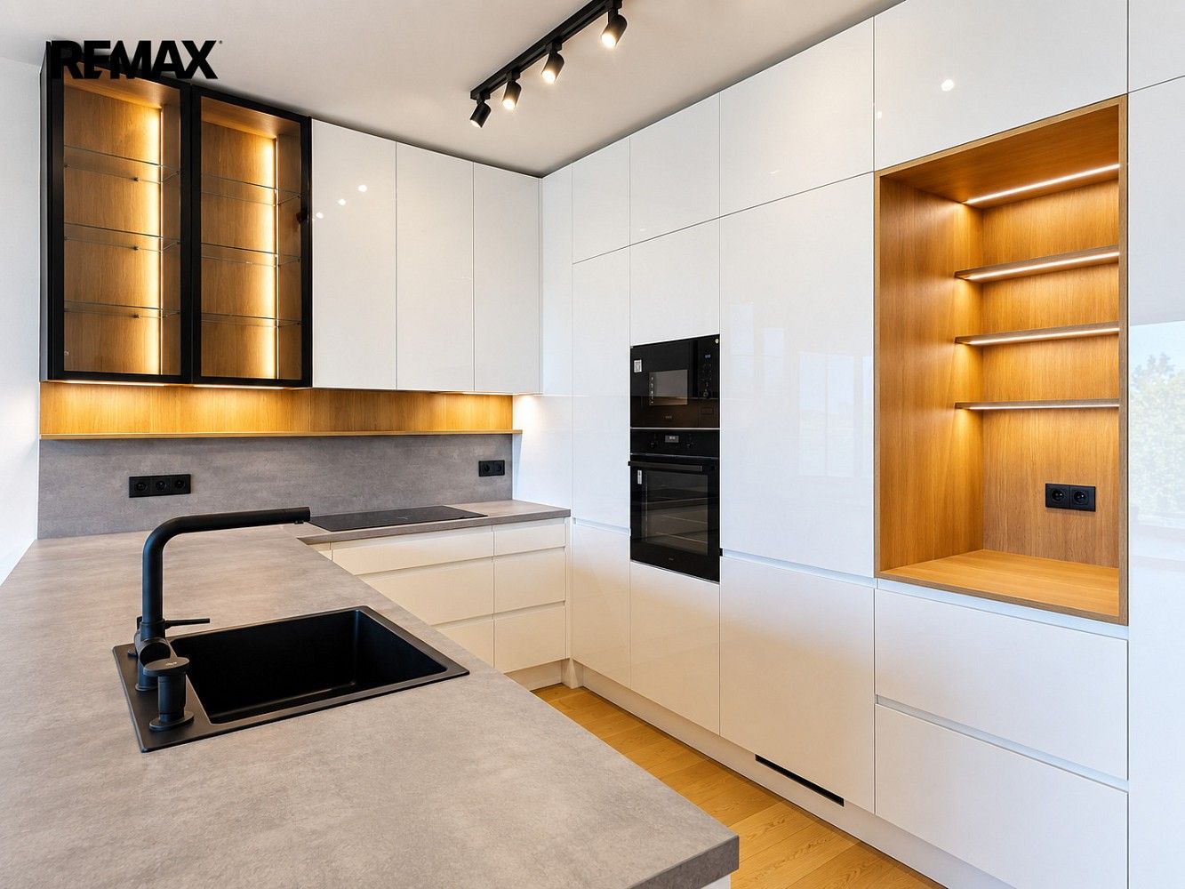 Pronájem byt 4+kk - Praha - Hrdlořezy, okres Praha 9, Hlavní město Praha, 129 m² - 5