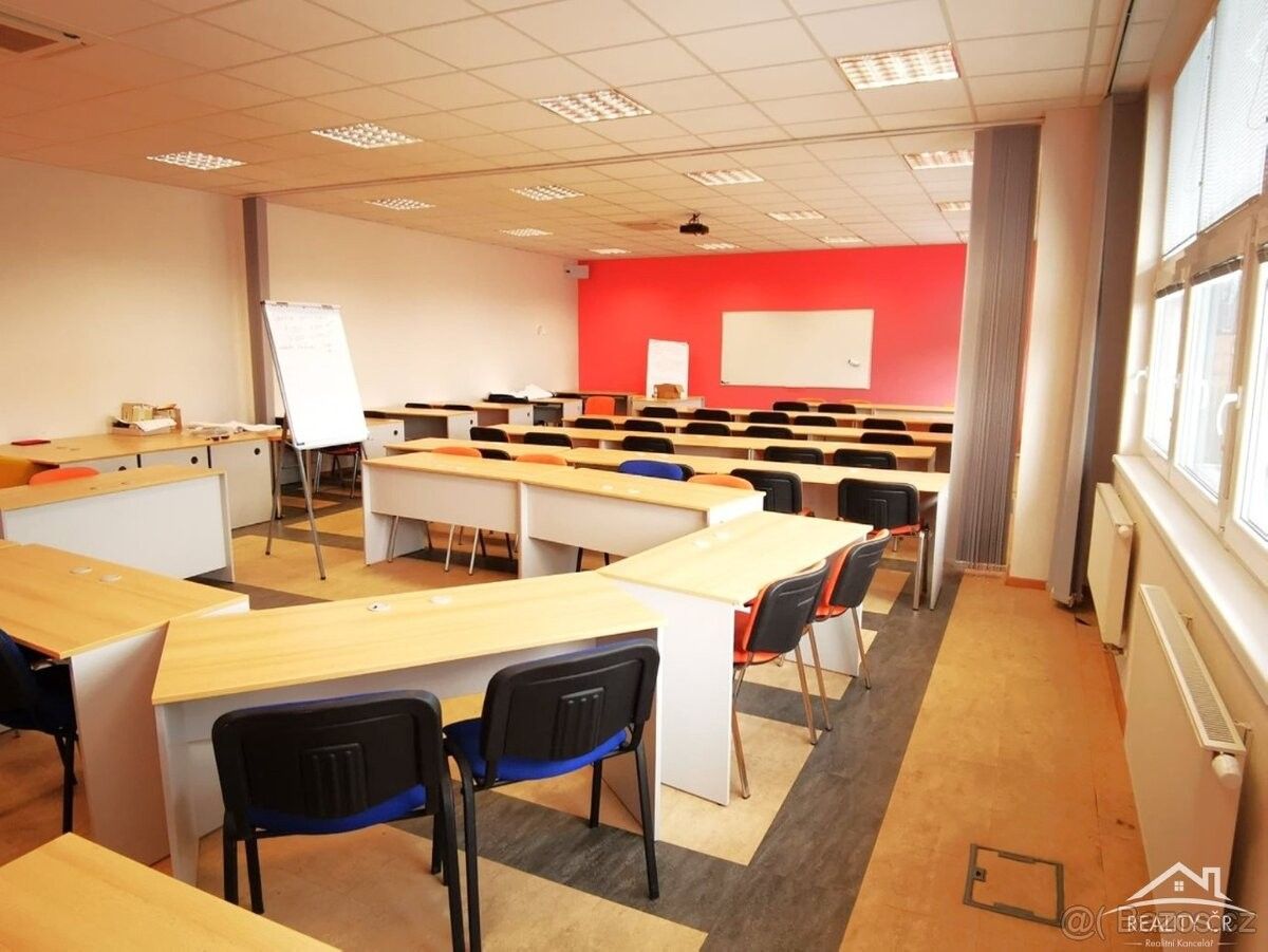 Pronájem kancelář - Jihlava, 586 01