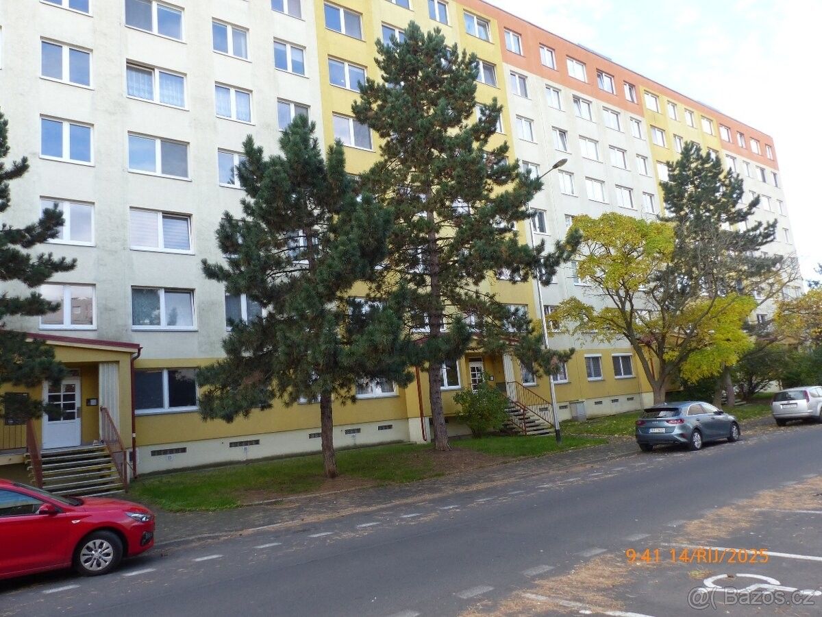 Byty, Bečov, 434 01