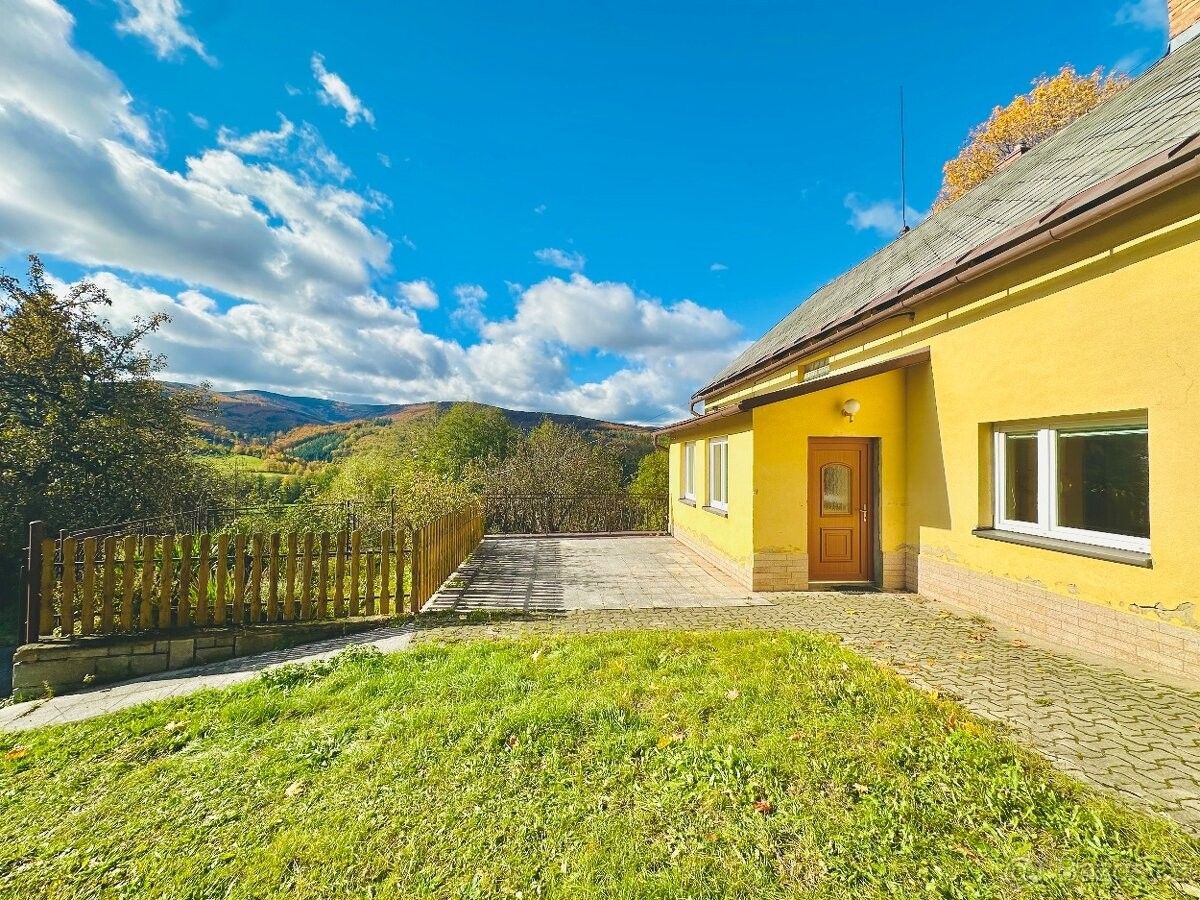 Rodinné domy, Vápenná, 790 64