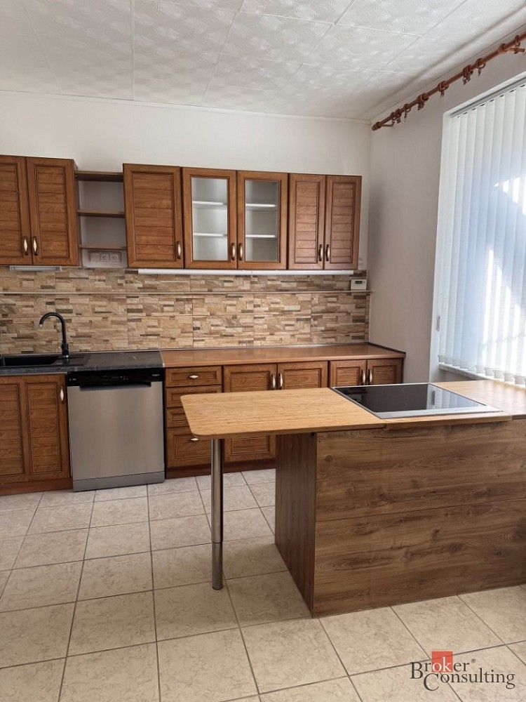 3+1, Mládežníků, Rokycany - Nové Město, 72 m²