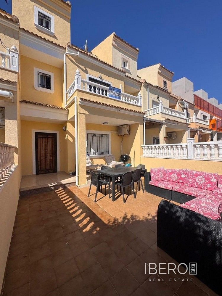 Rodinný dům · 140 m² · Campoamor, ES - 3