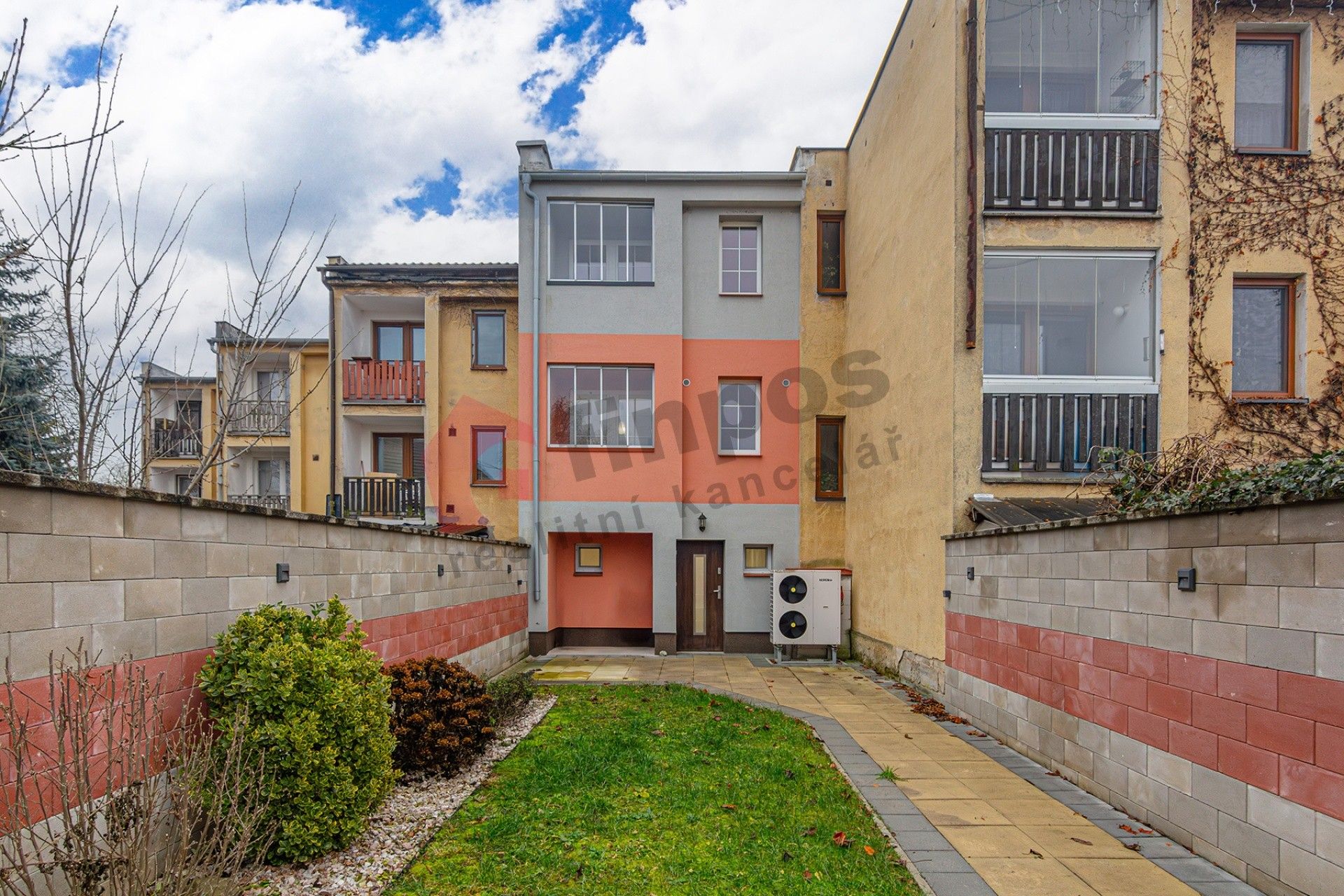 Rodinné domy, Býkev, 149 m²