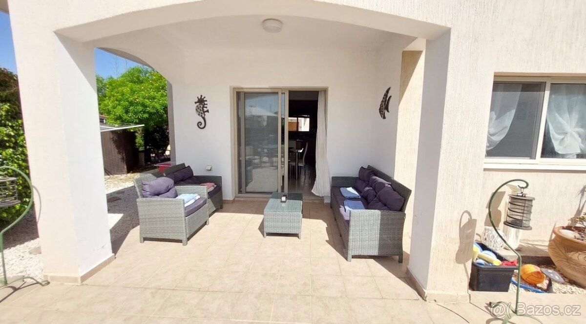 Prodej rodinný dům - 987 66, Zahraničí - 5