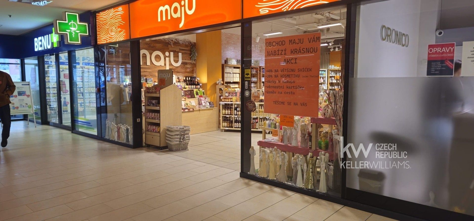 Obchodní prostory, Dukelská třída , Hradec Králové, 87 m²