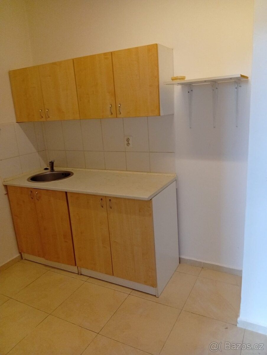 Byty, Strašice, 338 45 - 1