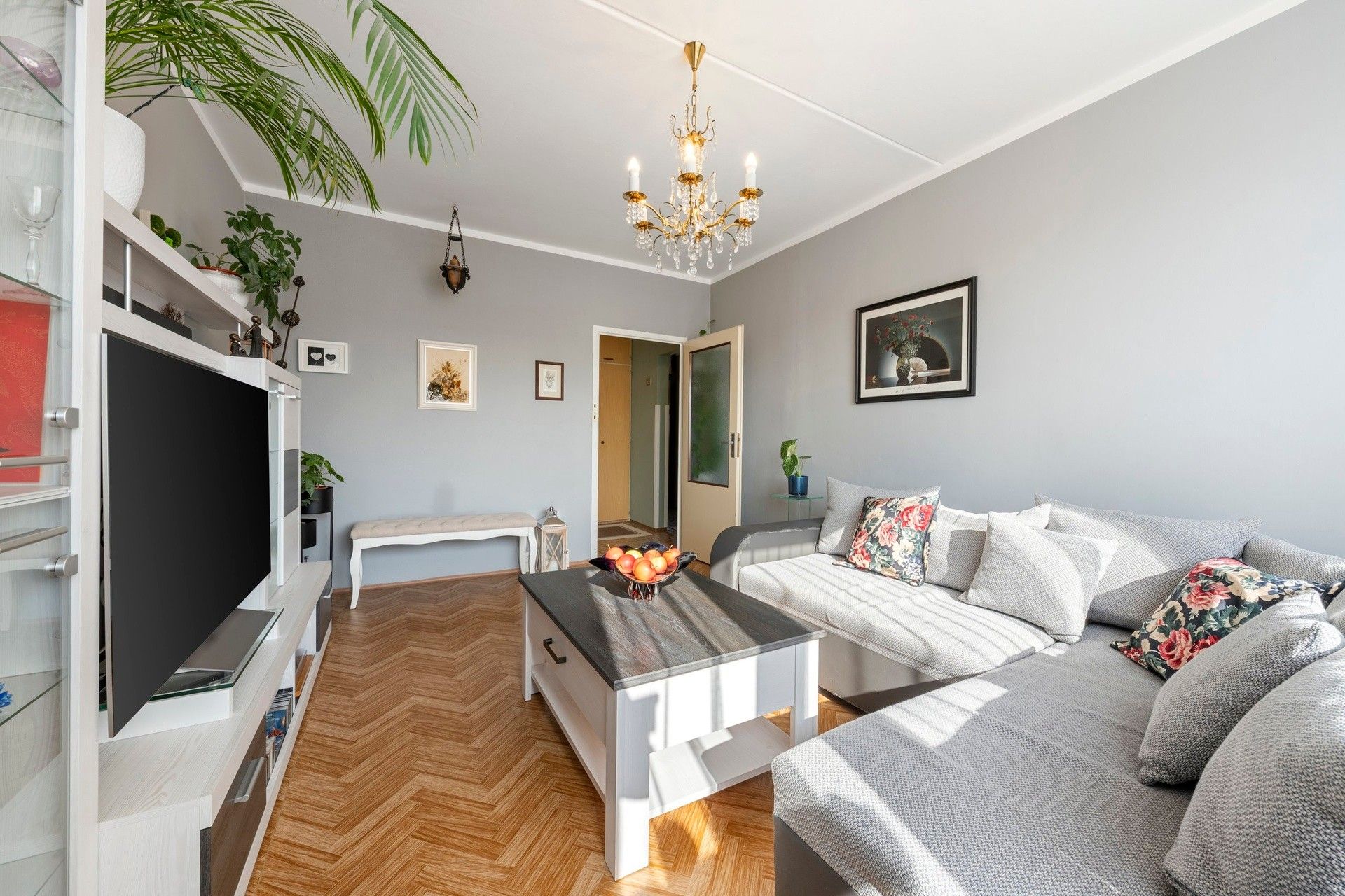 Prodej byt 3+1 - Mirotická, Praha, 71 m²