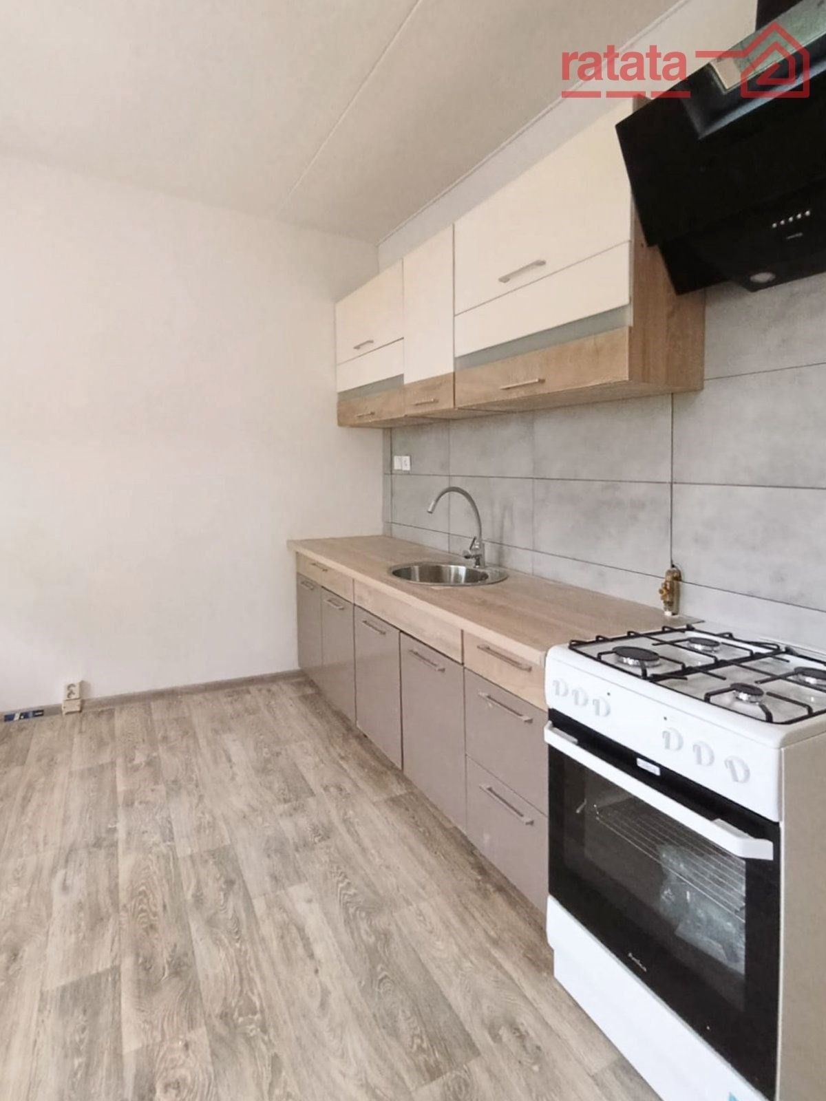 2+1, Žitná, Klášterec nad Ohří, 66 m²