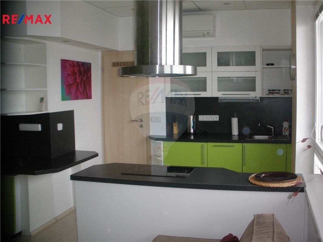 1+kk, Pichlova, Pardubice, 35 m²