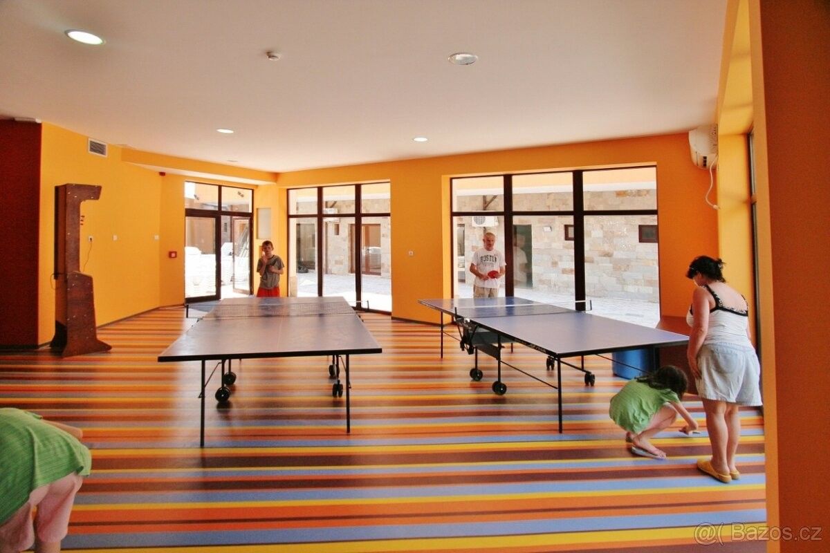 Prodej byt - 987 66, Zahraničí