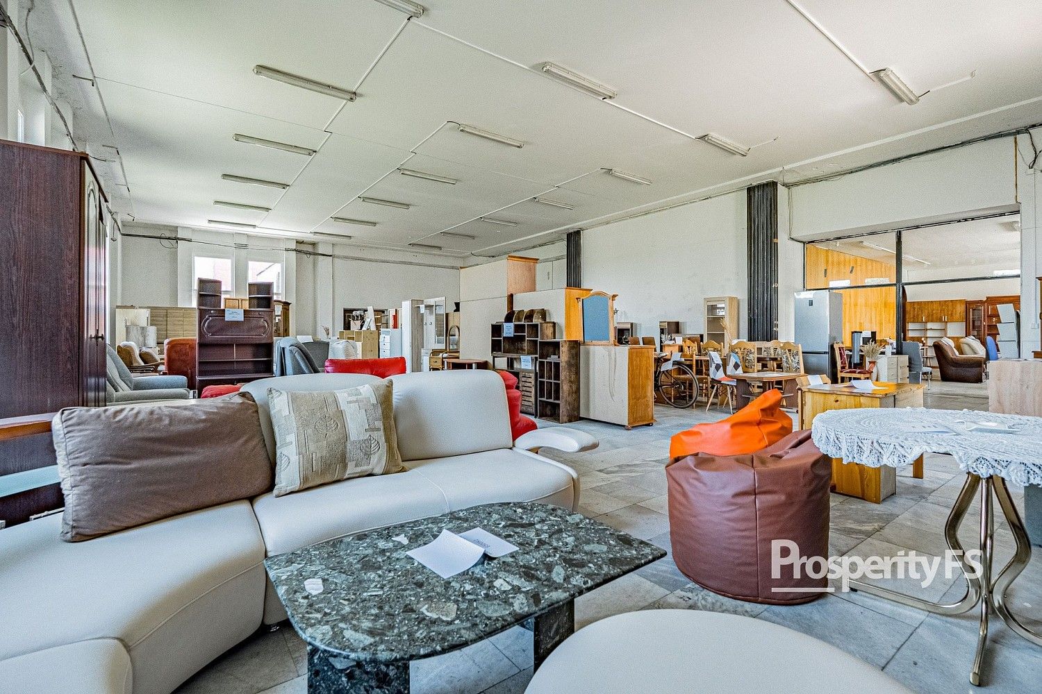 Obchodní prostory · 1 500 m² · Český Těšín, okres Karviná, Moravskoslezský kraj - 4