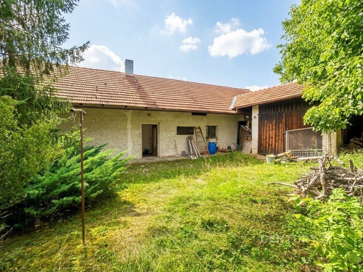 Rodinný dům · 355 m² · Úhřetická Lhota - 3