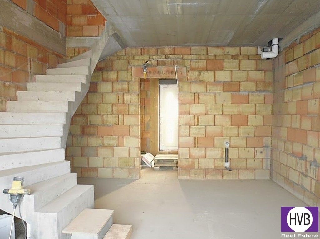 Prodej pozemek pro bydlení - Praha, 596 m²