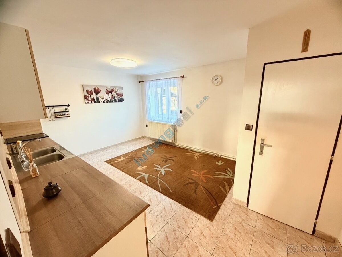 Pronájem byt - Skalsko, 294 26